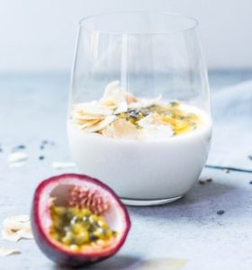 panna cotta met passievrucht
